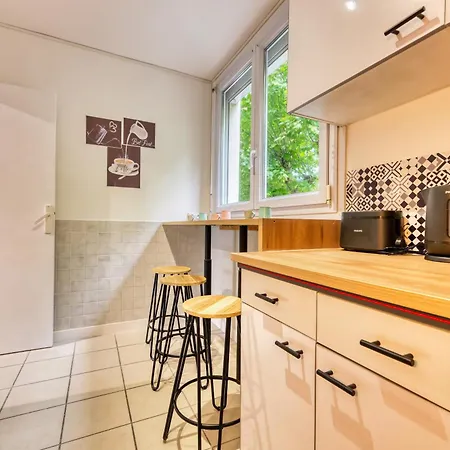 Appartement Familial Et Cozy - Wifi - Espace Travail- Parking Merignac  Exterior photo