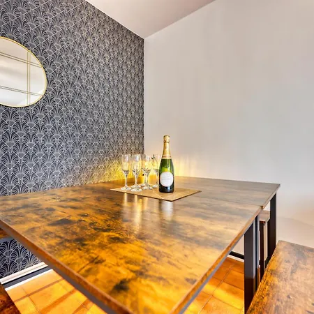 Appartement Familial Et Cozy - Wifi - Espace Travail- Parking Merignac  Exterior photo