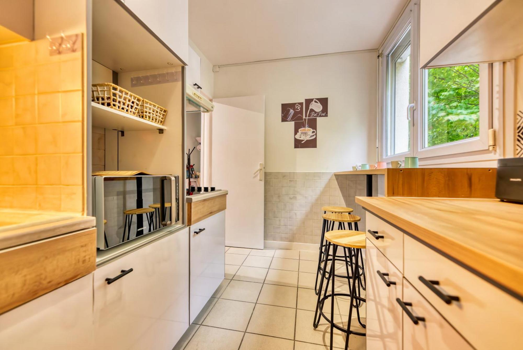 Familial Et Cozy - Wifi - Espace Travail- Parking Apartment *