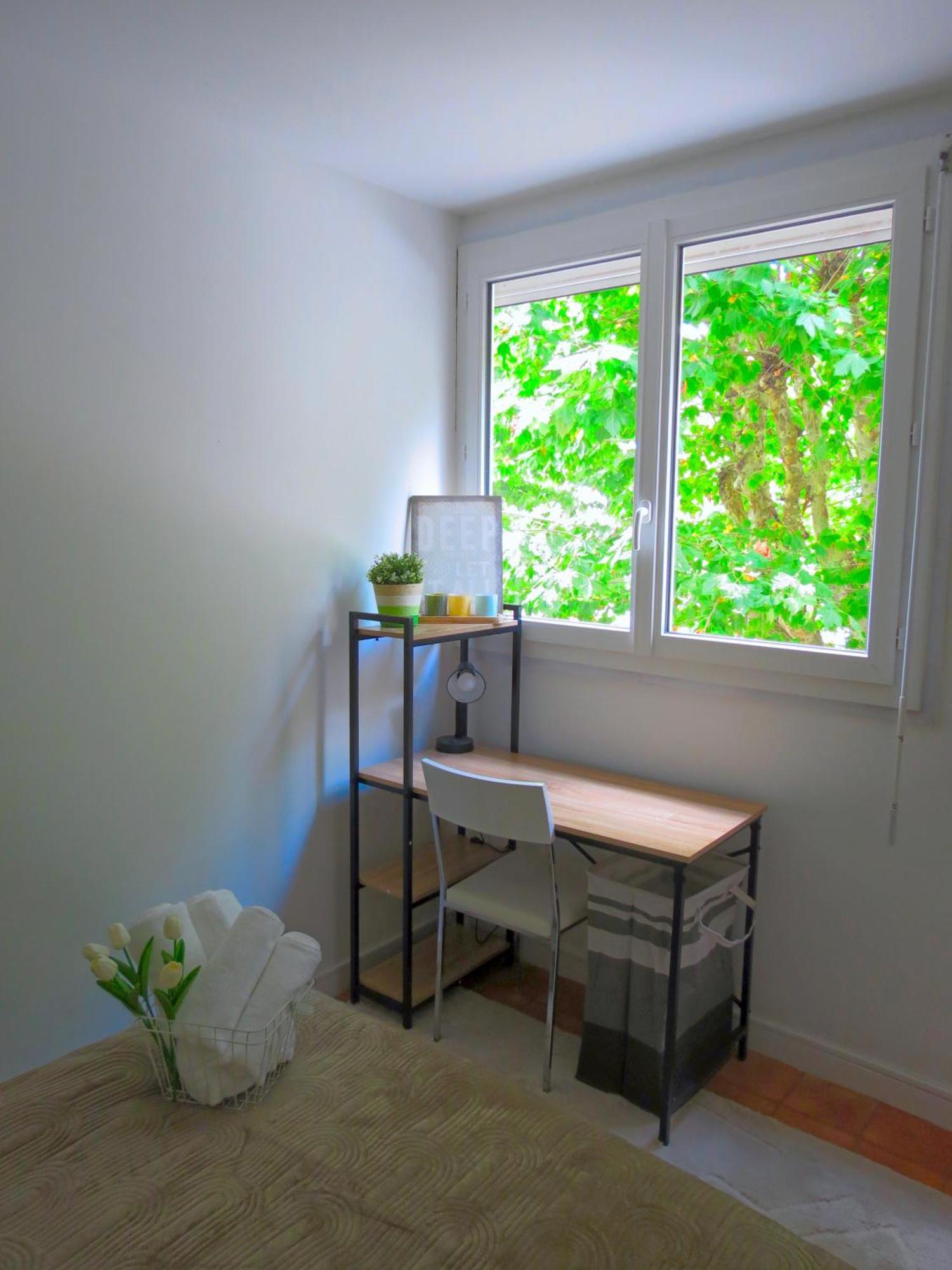 Familial Et Cozy - Wifi - Espace Travail- Parking