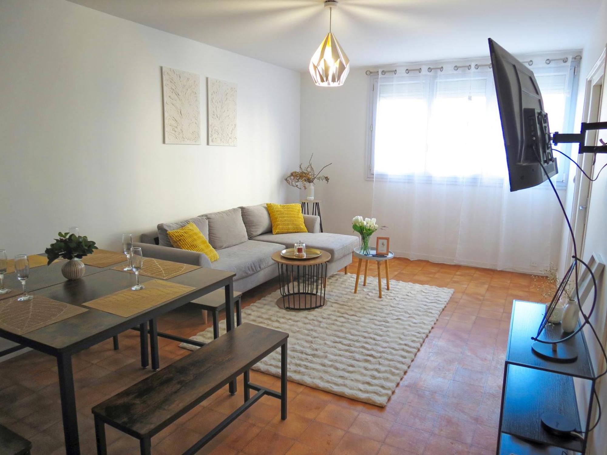 Familial Et Cozy - Wifi - Espace Travail- Parking Apartment Merignac (Gironde)